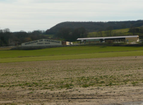 poney club vue de loin